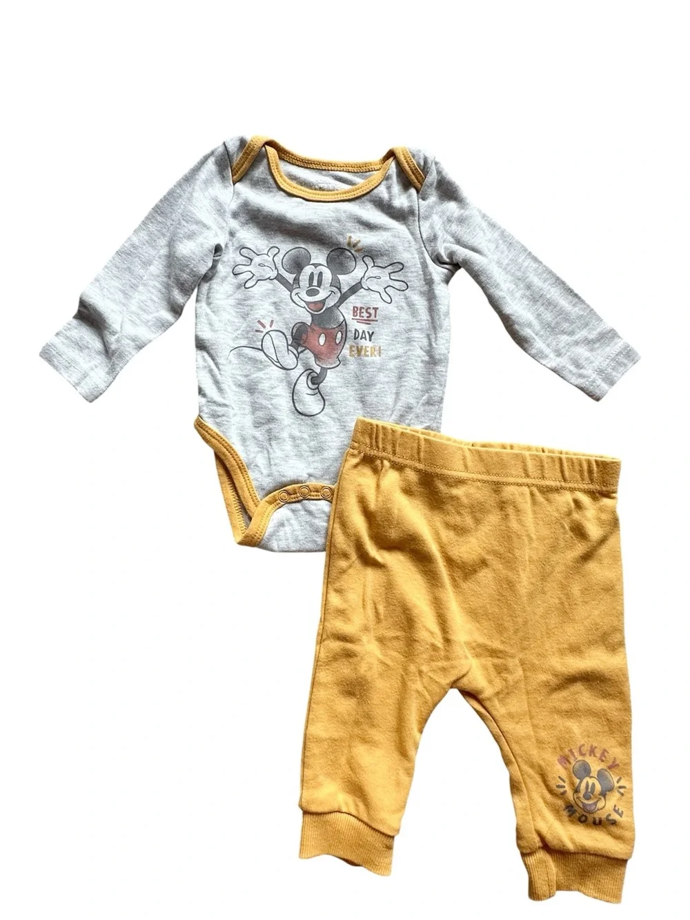 Mixed brands 6 piece baby girl 3 outfit lot Size: 6-9 months